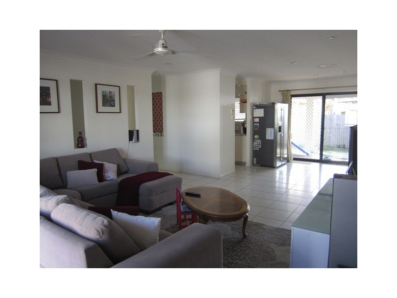 16 Seafarer Court, Blacks Beach QLD 4740