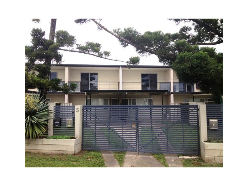 3/5 Scott Street, South Mackay QLD 4740