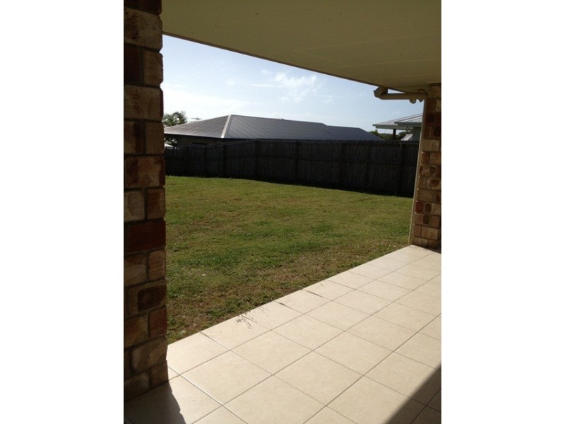 23  Crestview Crescent, Bucasia QLD 4750