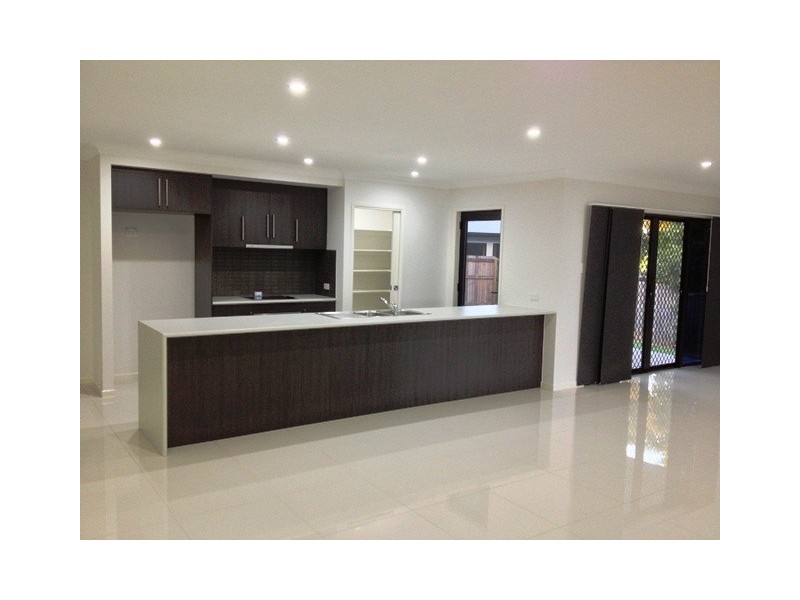 15 Cinnamon Drive, Glenella QLD 4740