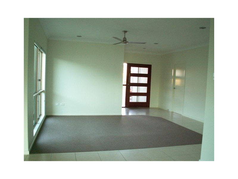 89 Village Circuit, Eimeo QLD 4740