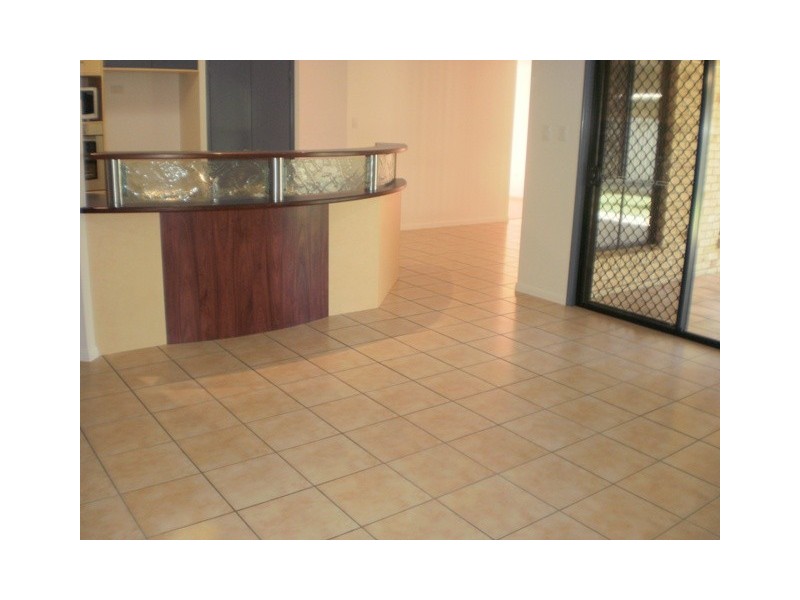 39 Michelle Crescent, Bucasia QLD 4750