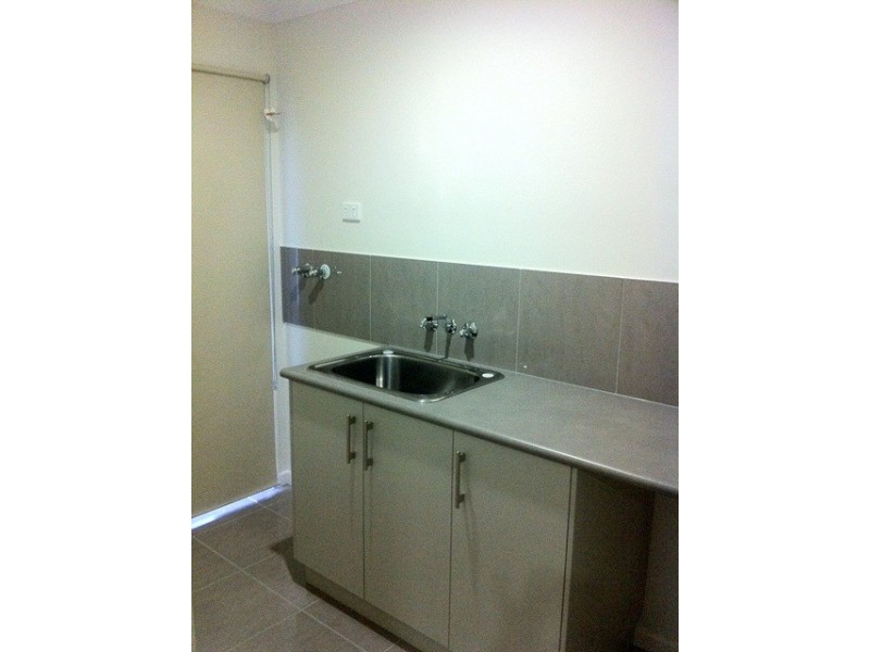 2 Salisbury Place, Ooralea QLD 4740