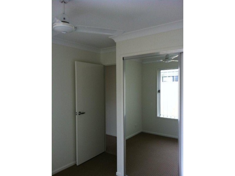 18 Isobel Ave, Mirani QLD 4754