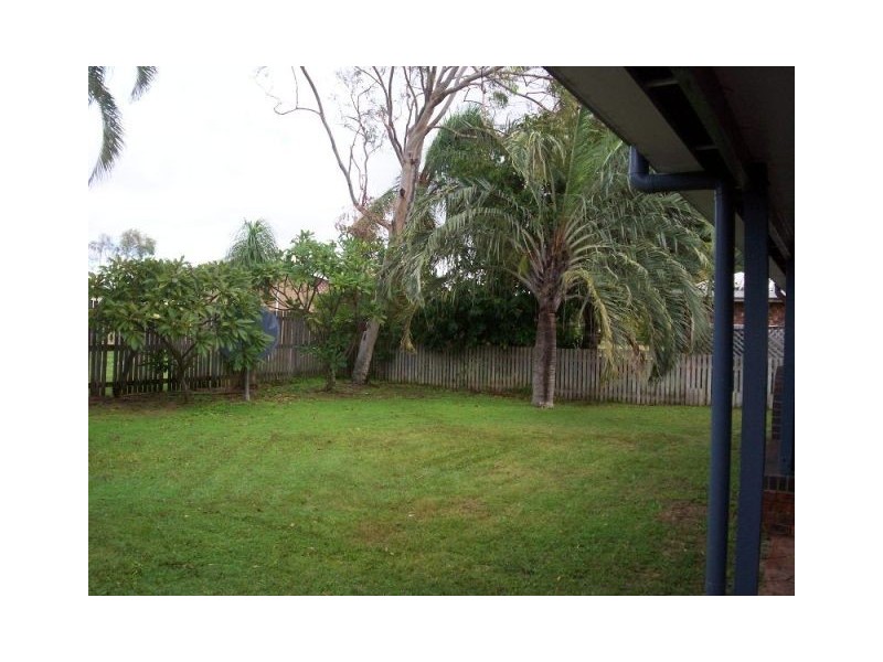 35 South Pacific Avenue, Slade Point QLD 4740