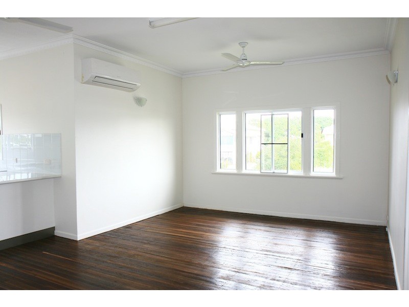 9 Symons Street, South Mackay QLD 4740