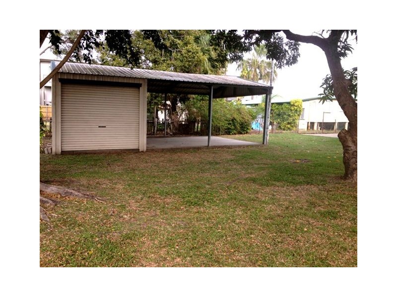 9 Symons Street, South Mackay QLD 4740