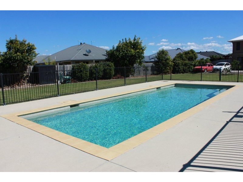 4/7 Bilgola Place, Blacks Beach QLD 4740