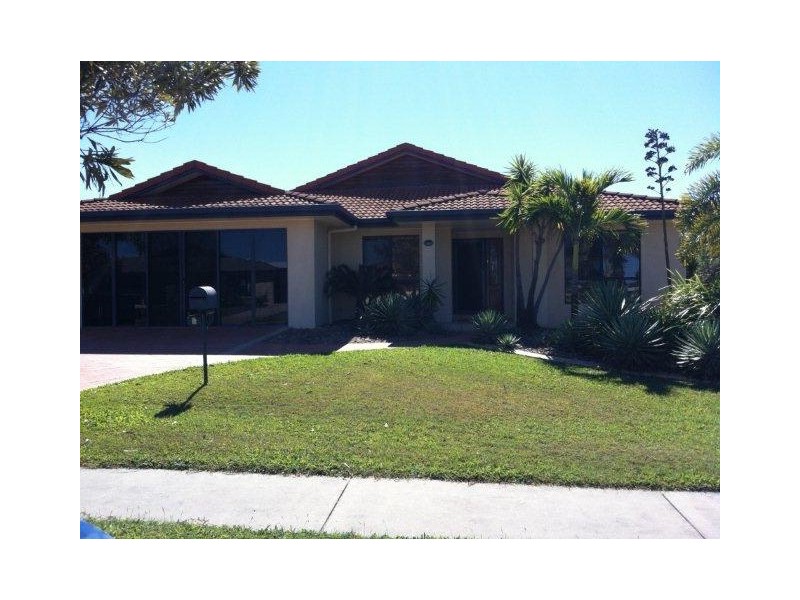 2 Centennial Dve, Glenella QLD 4740