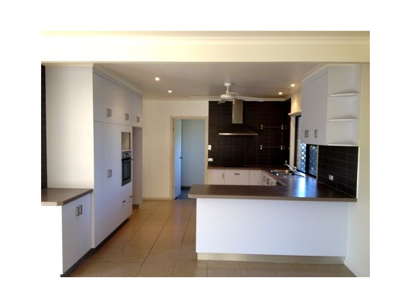 5 Cowley Court, Mount Pleasant QLD 4740