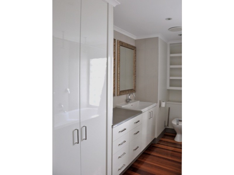 235 Bridge Road, West Mackay QLD 4740