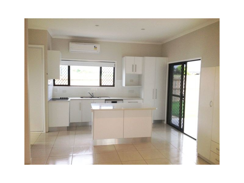 75A Pioneer Street, Glenella QLD 4740