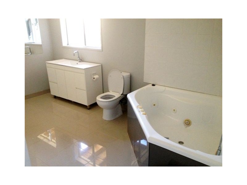 18 Pacific Drive, Blacks Beach QLD 4740