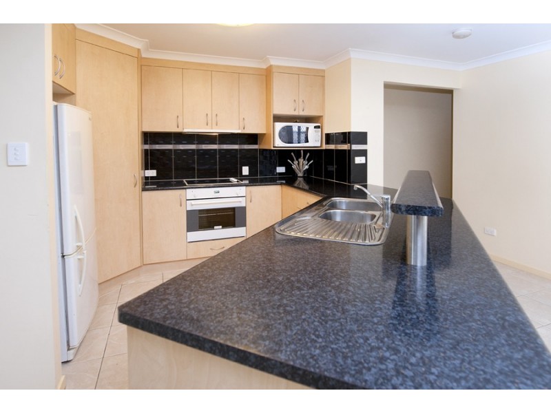 17 Jasmine Drive, Blacks Beach QLD 4740