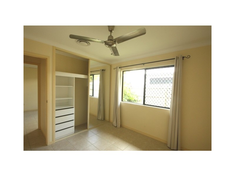 17 Jasmine Drive, Blacks Beach QLD 4740