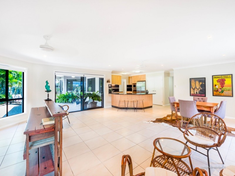 42 Corella Way, Blacks Beach QLD 4740