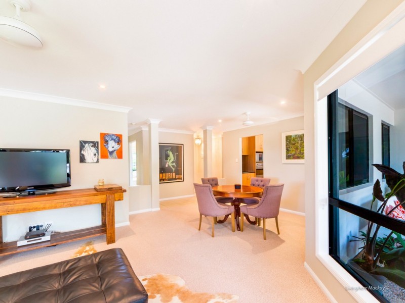 42 Corella Way, Blacks Beach QLD 4740