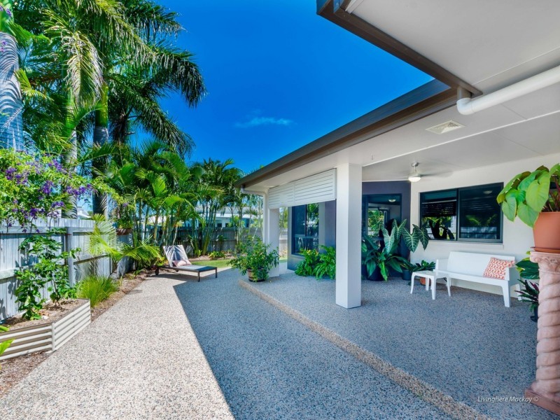 42 Corella Way, Blacks Beach QLD 4740