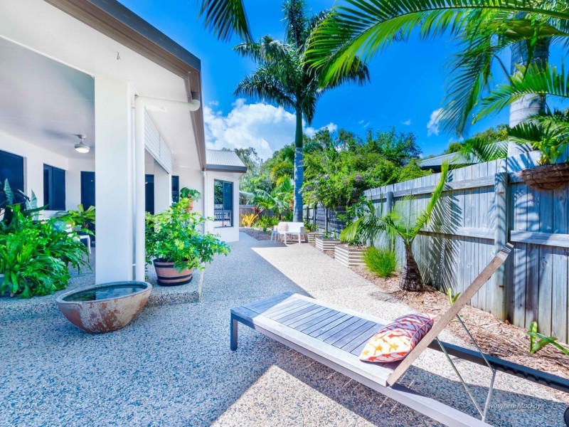 42 Corella Way, Blacks Beach QLD 4740