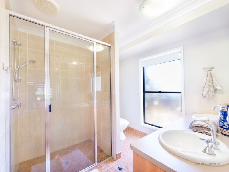42 Corella Way, Blacks Beach QLD 4740