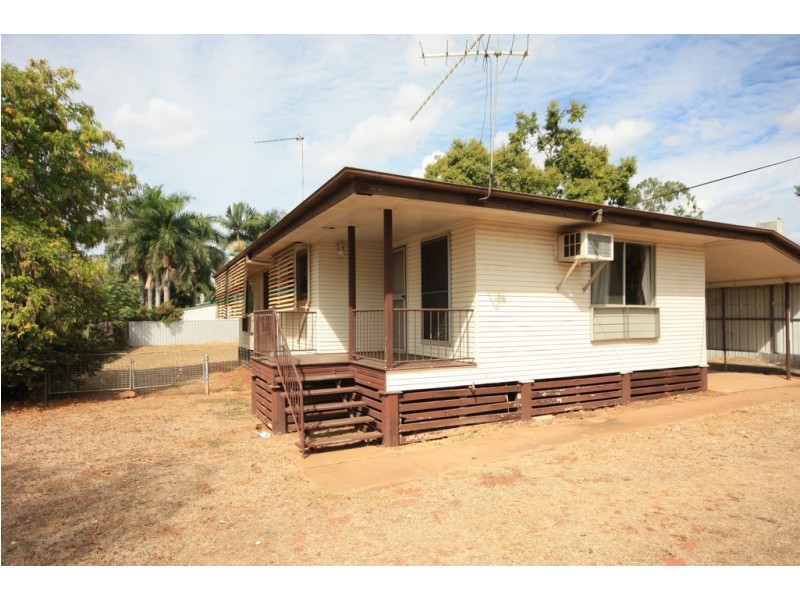 20 Forrest Drive, Moranbah QLD 4744