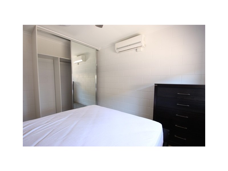 1/10 East Gordon Street, East Mackay QLD 4740