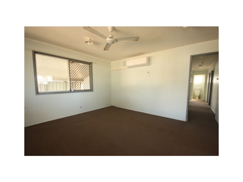 10 Menzies Street, Dysart QLD 4745