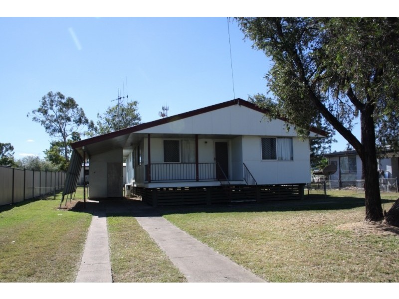 10 Menzies Street, Dysart QLD 4745