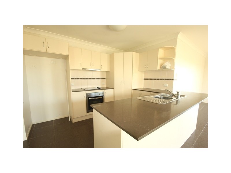 24 Whitehaven Drive, Blacks Beach QLD 4740