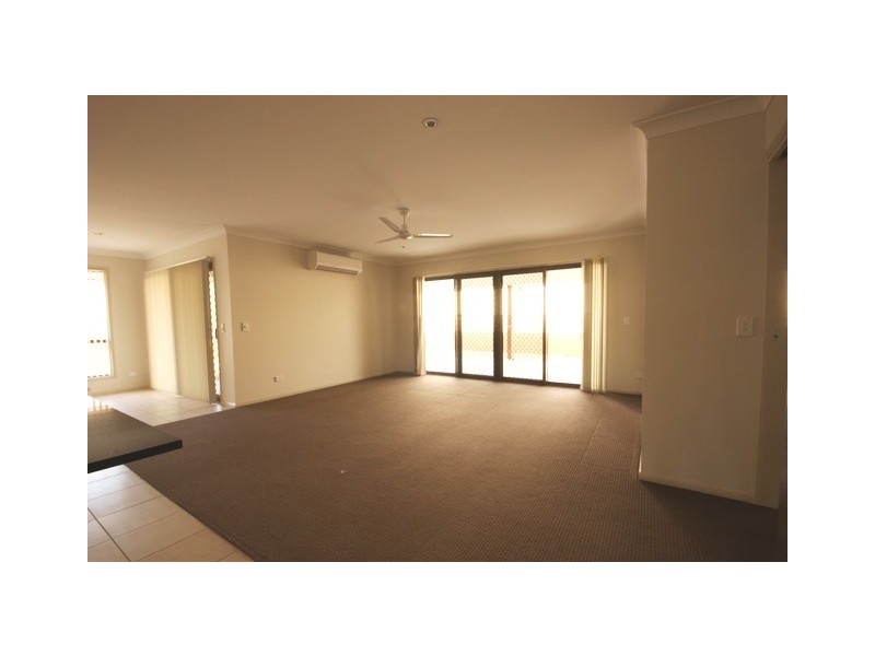 25 Hannay Street, Moranbah QLD 4744
