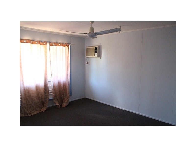 149 Mills Avenue, Moranbah QLD 4744