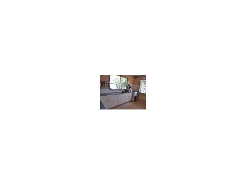 30 Kennedy Drive, Moranbah QLD 4744