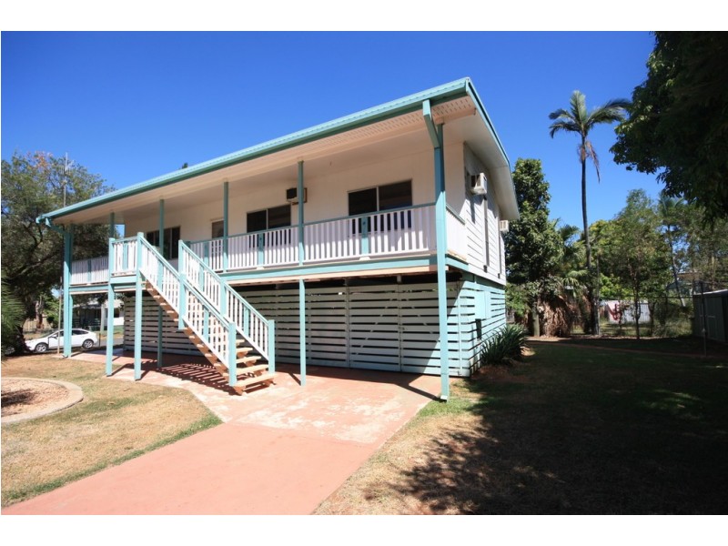 11 Rosewall Street, Moranbah QLD 4744