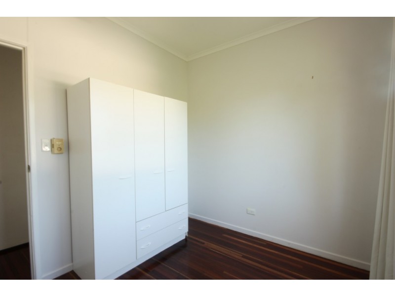 11 Rosewall Street, Moranbah QLD 4744