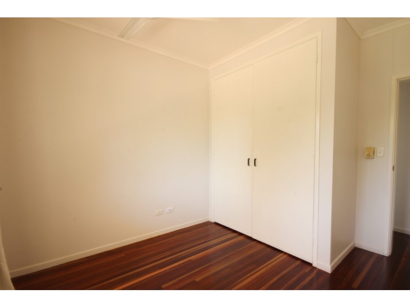 11 Rosewall Street, Moranbah QLD 4744