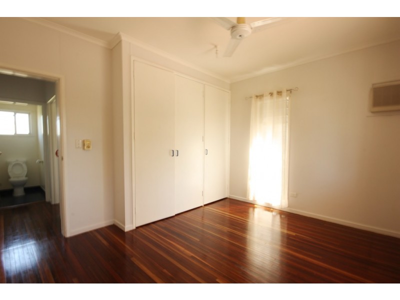 11 Rosewall Street, Moranbah QLD 4744