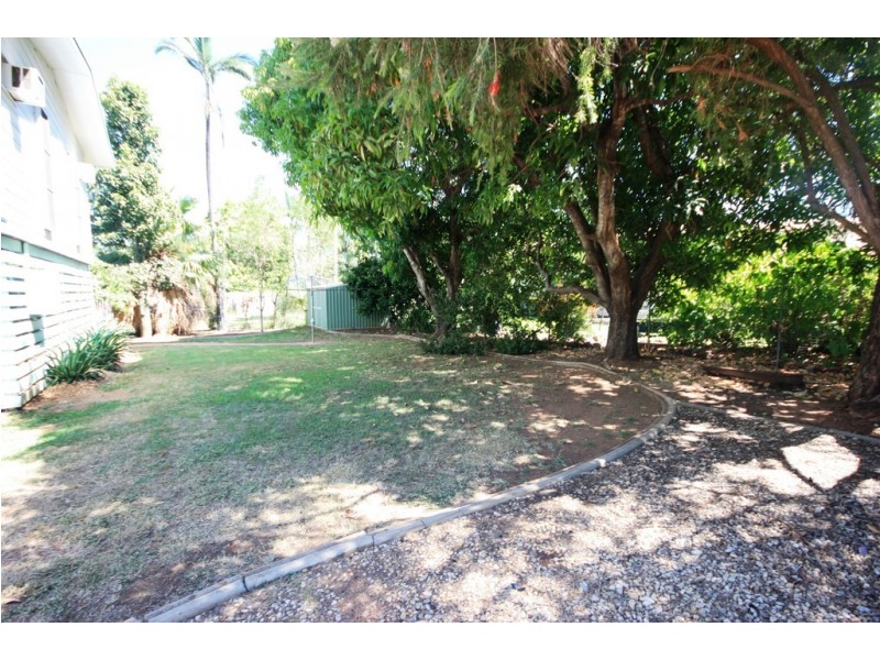 11 Rosewall Street, Moranbah QLD 4744
