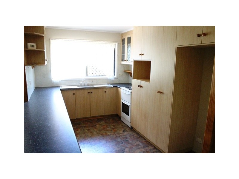 147 Mills Avenue, Moranbah QLD 4744