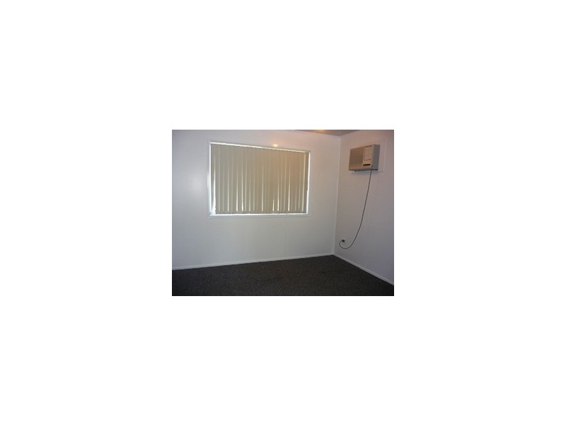 27 Barraclough Crescent, Moranbah QLD 4744