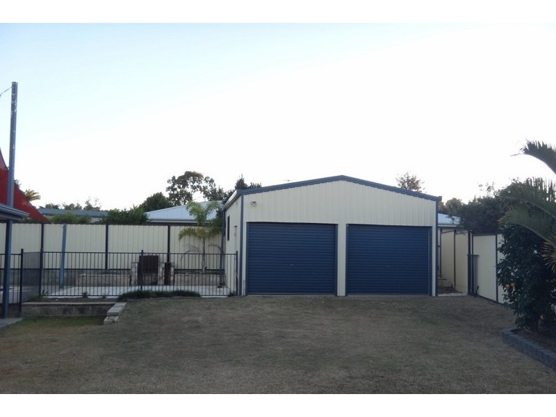 28 Schifcofske Drive, Moranbah QLD 4744