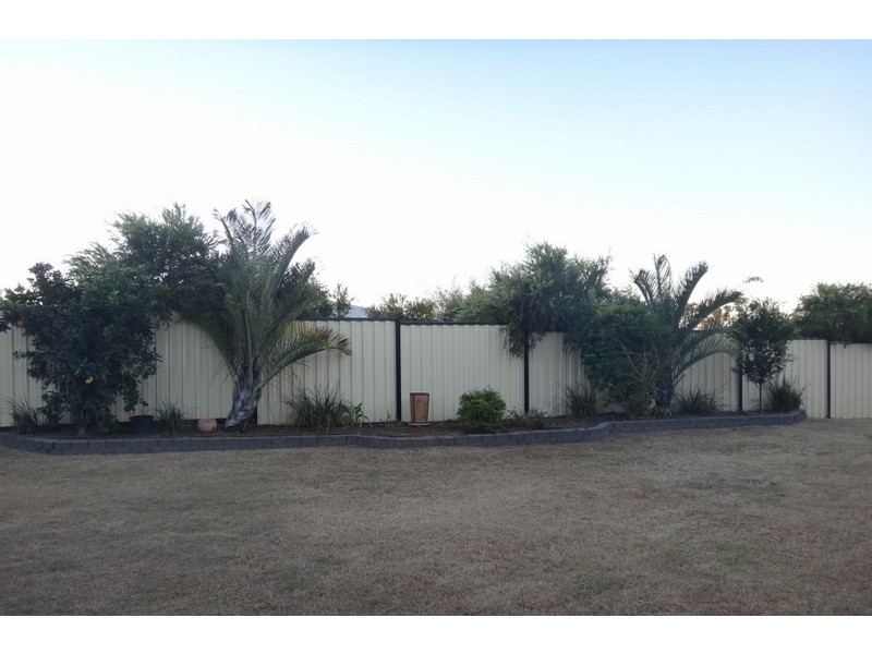 28 Schifcofske Drive, Moranbah QLD 4744