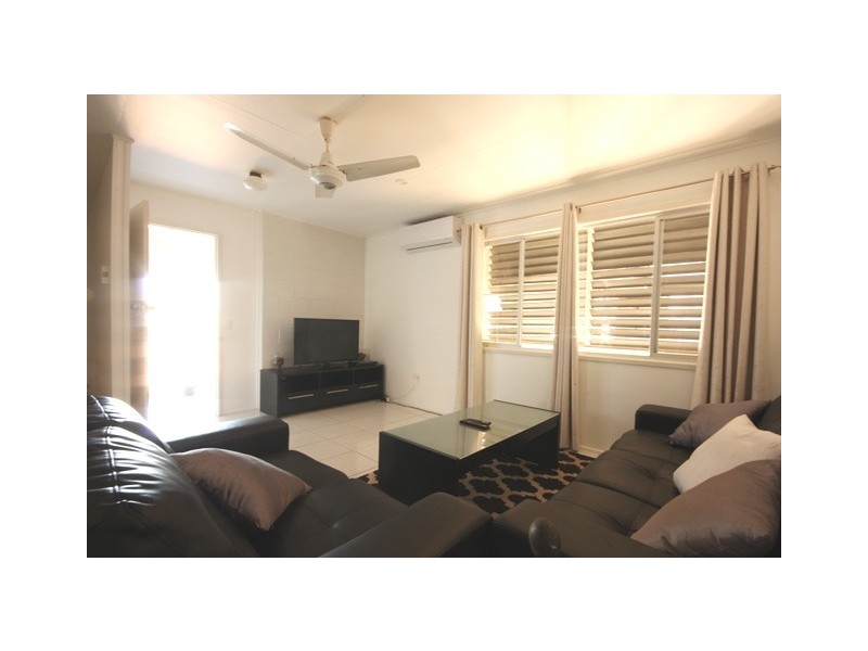 32 Archer Drive, Moranbah QLD 4744