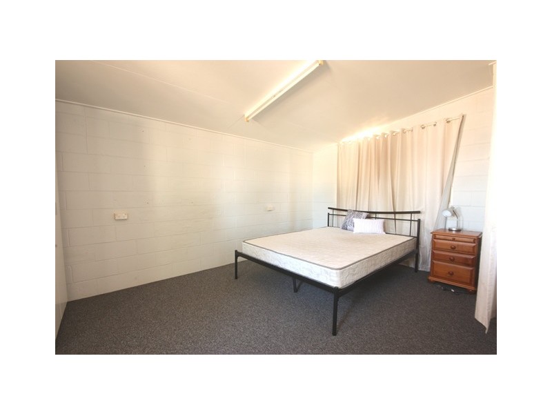 32 Archer Drive, Moranbah QLD 4744