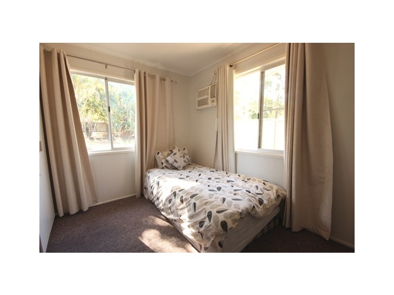 32 Archer Drive, Moranbah QLD 4744