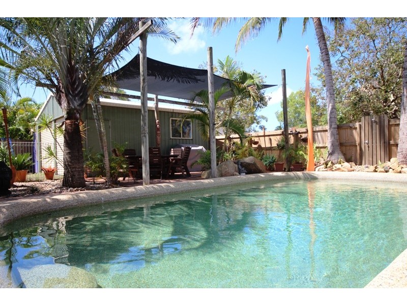 42 Shoal Point Road, Bucasia QLD 4750