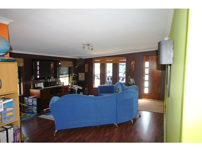 42 Shoal Point Road, Bucasia QLD 4750