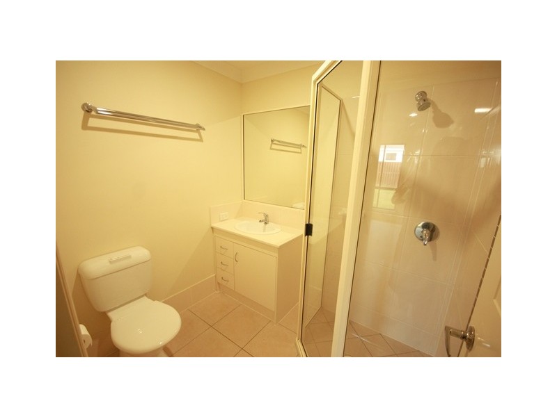 2/15 Bilgola Place, Blacks Beach QLD 4740