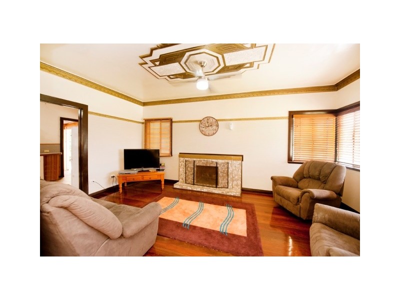 7 Perkins Street, North Mackay QLD 4740