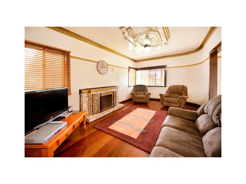 7 Perkins Street, North Mackay QLD 4740