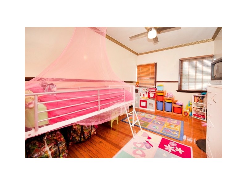 7 Perkins Street, North Mackay QLD 4740